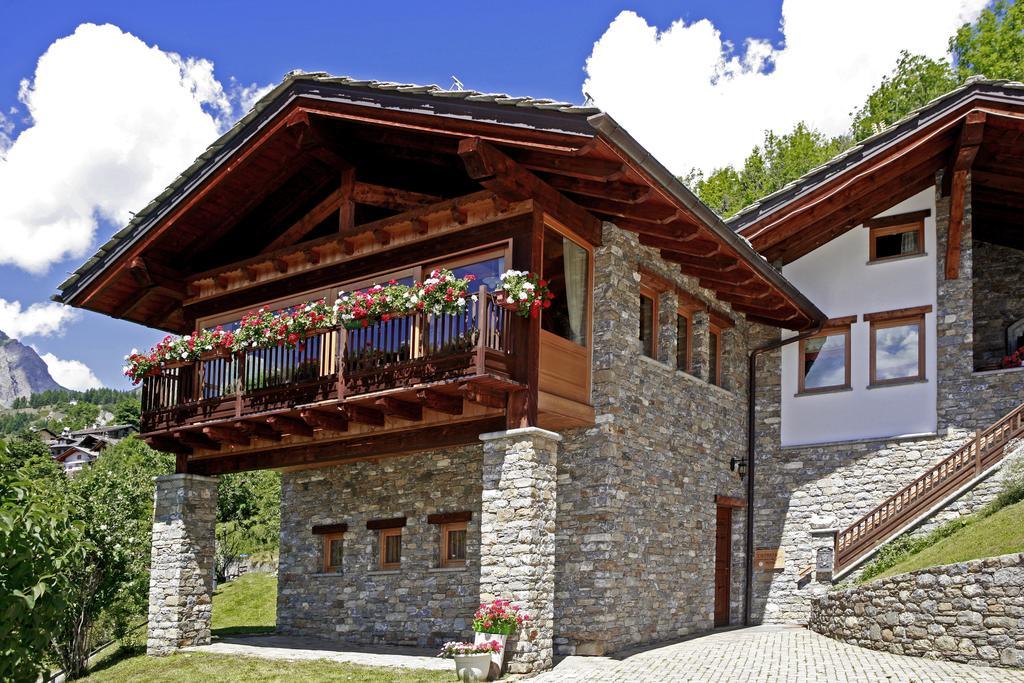 Les Combes Hotel La Salle Luaran gambar