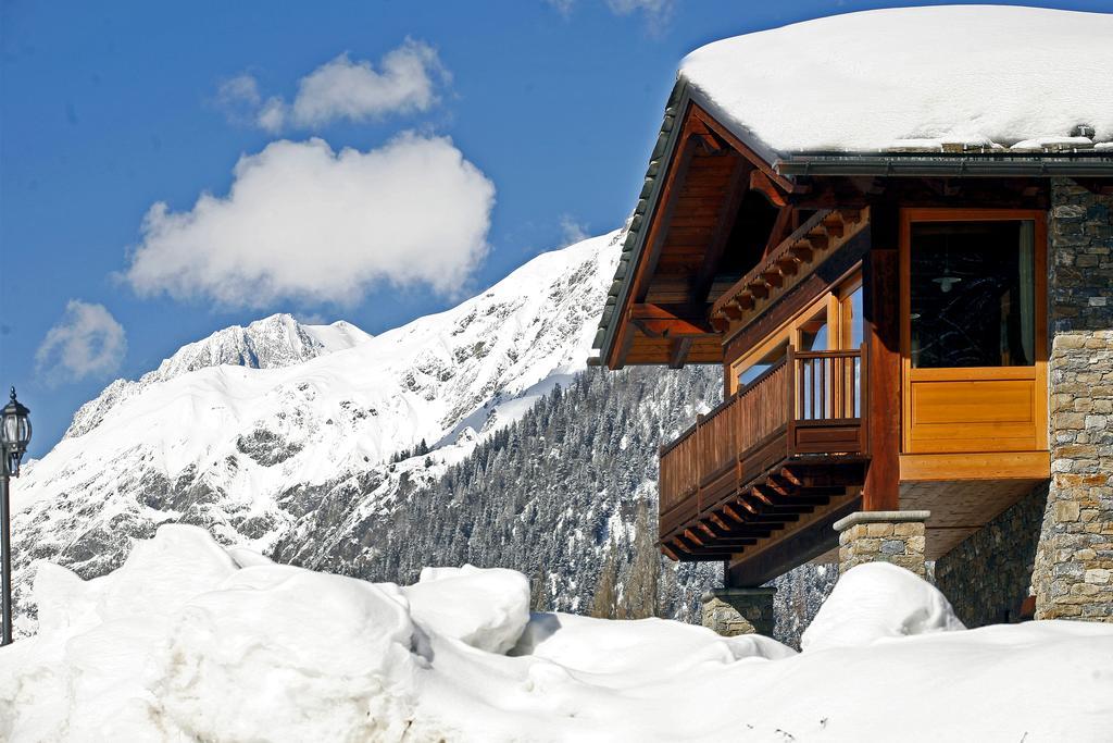 Les Combes Hotel La Salle Luaran gambar